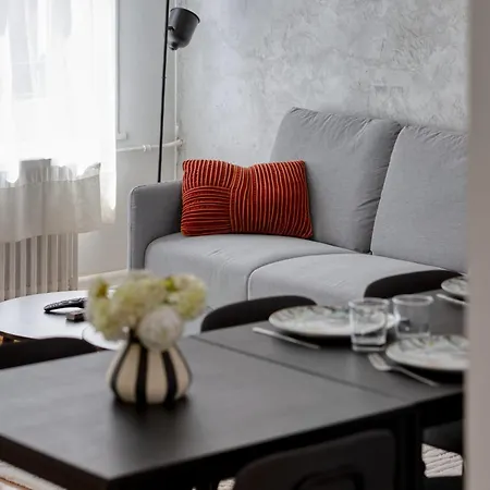 Le Lili's élégant F4 Proche Du Centre-ville De Ruan